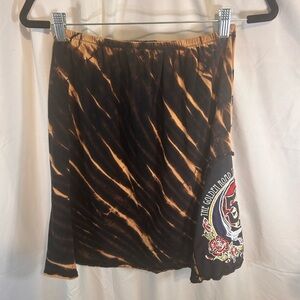 Amazing Grateful Dead skirt measuring approx 19 inches.  Size small